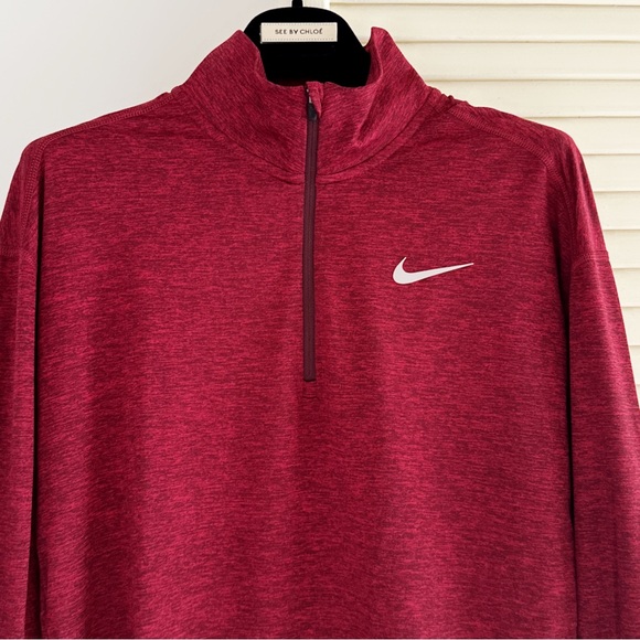 NEW♥️ NIKE ELEMENT DARK RED BURGUNDY QUARTER ZIP TOP XS RELAX FIT RUN GOLF MOCK - Picture 3 of 9